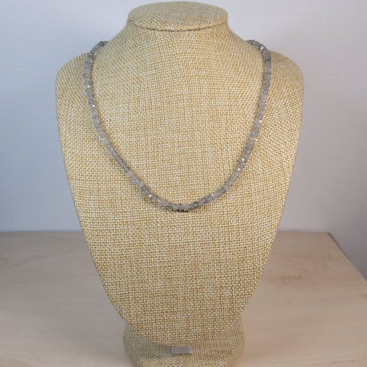 Collier Labradorite faceté