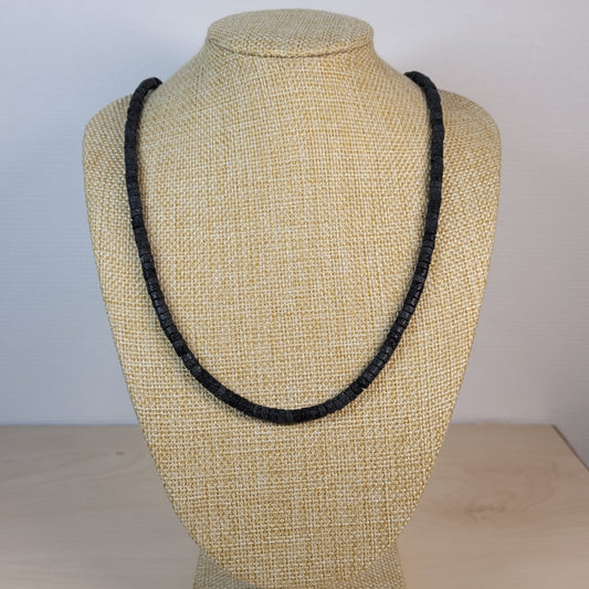 Collier Lave